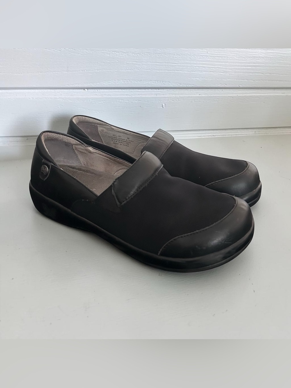 Alegria by PG Lite KEL 101 Black Leather Slip On Shoes US Size 9